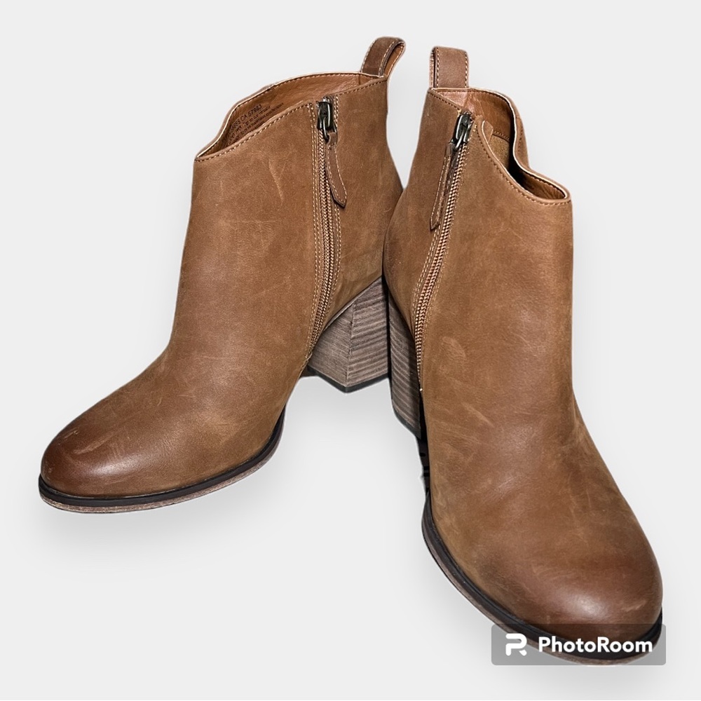 BP: Lance Leather Block Heel Bootie: Women’s 10 ✨LIGHTY LOVED✨